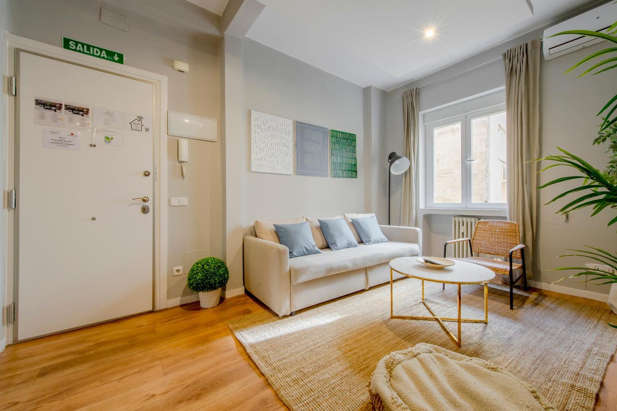 Excelente Piso De 3 Habitaciones En La Latina-Centro Μαδρίτη Εξωτερικό φωτογραφία